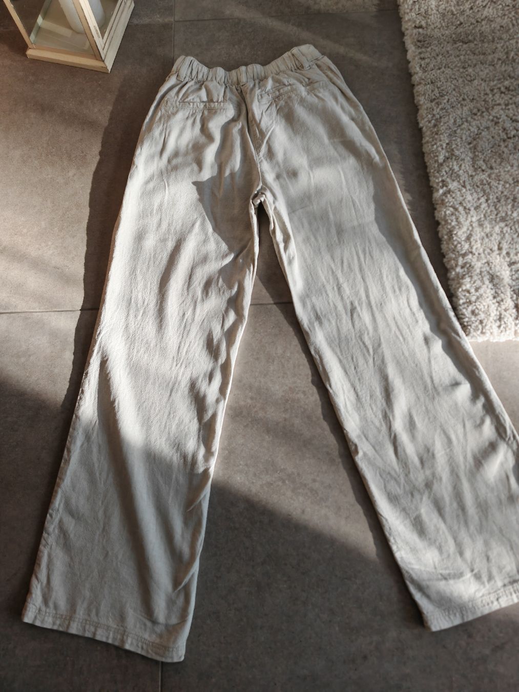 H&M Pantaloni: Pantalon large beige taille élastique taille 36  – Usato da Longirod venduto da ali_nsd5 2