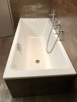 Badewanne und Laufen WC ab 1.-