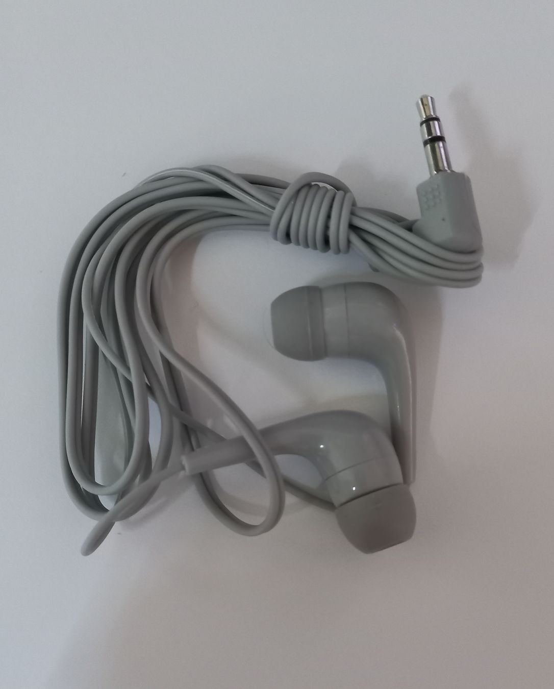 Kopfhörer: Écouteurs gris Jack 3.5mm ***NEW*** – Neu und originalverpackt aus gland von Lio_0o
