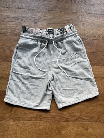 Shorts, Gr. M, Grau, Neuwertig