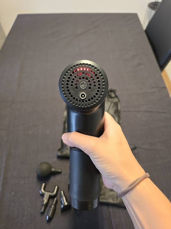Dispositivi per massaggi: Yoghi Massagepistole – Usato da Chur venduto da jon_hd6n 1