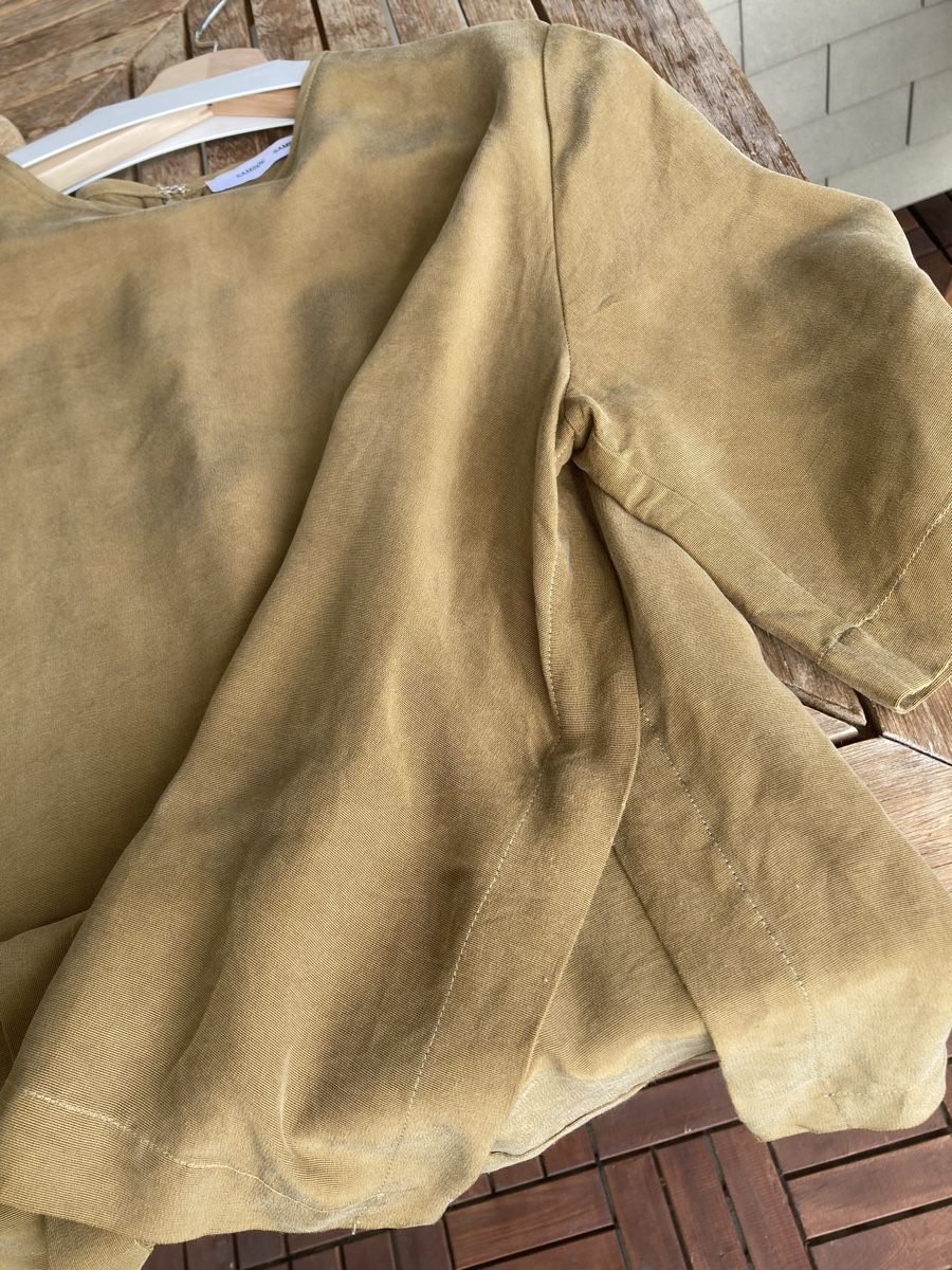 Camicette: Schōn fallende Bluse aus Cupro und Viskose – Usato da Luzern venduto da franziska.2024 2