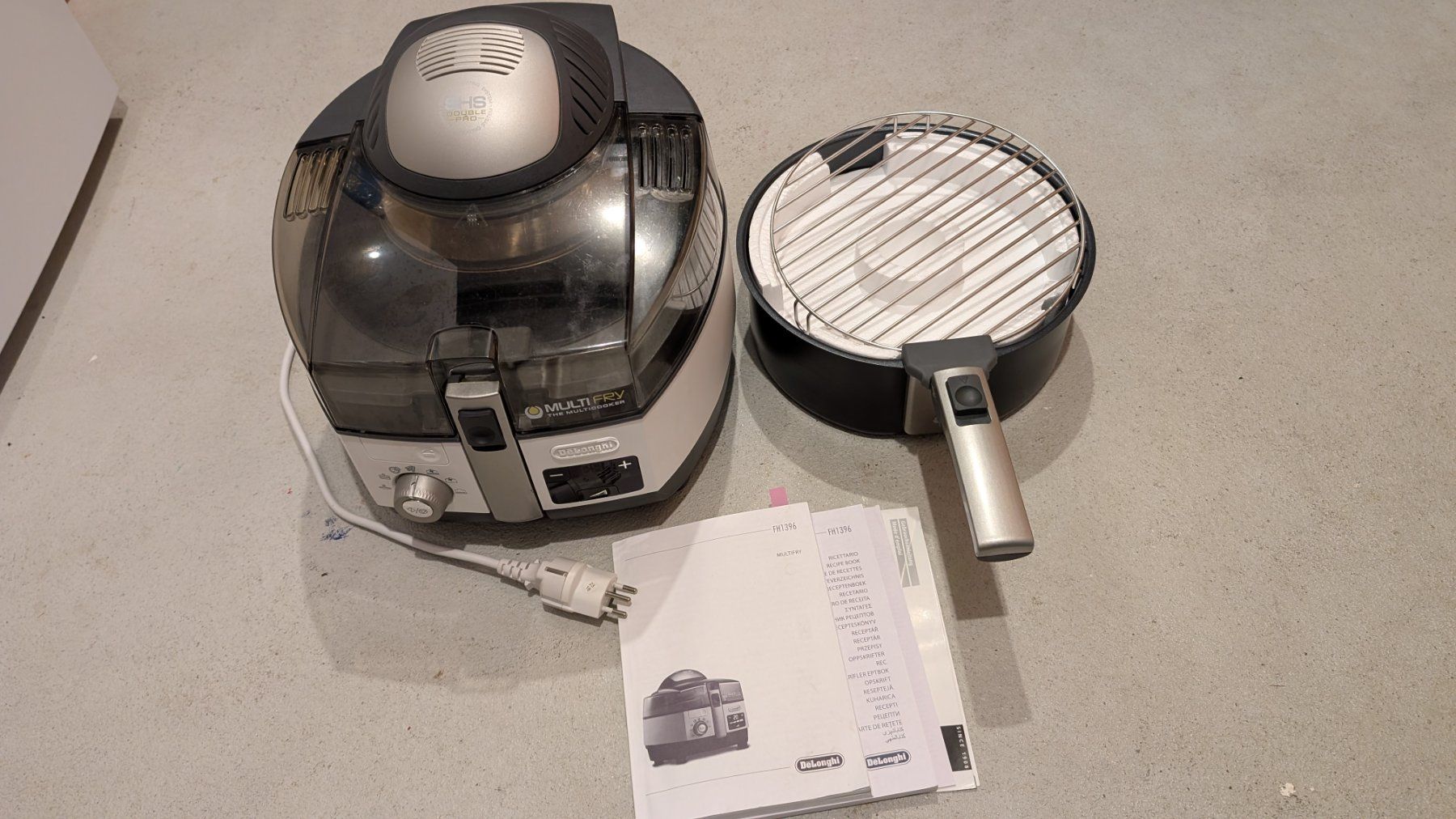 De'Longhi Elettrodomestici da cucina: De'Longhi Airfryer / Multicooker – Usato da Wil SG venduto da onlineinserent 2