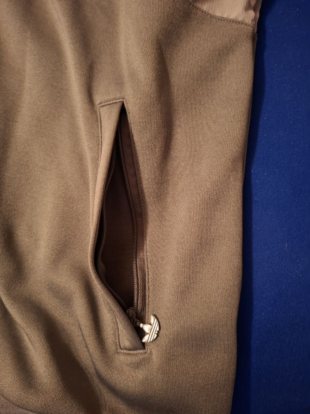Adidas Jacken: Adidas Trainingsjacke – Gebraucht aus Niederönz von g_si 4