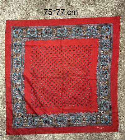 Foulard TED LAPIDUS 75x77 cm