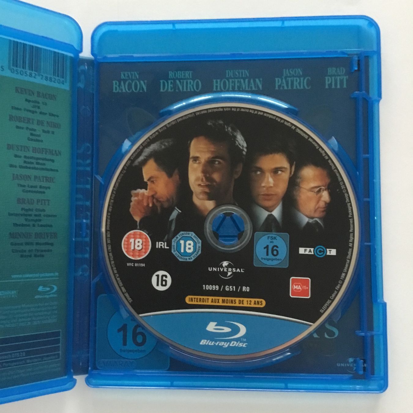 Tutti i DVDs: Sleepers - Blu Ray - Neu Wertig – Nuovo (secondo la descrizione) da Blauen venduto da sternchen66 2
