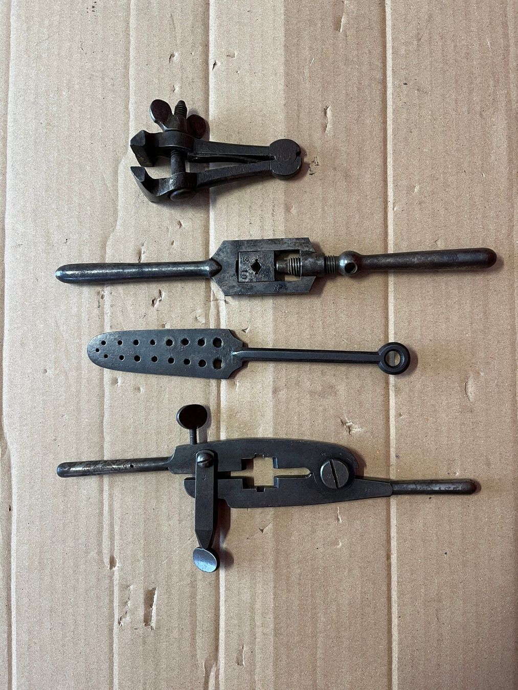 Tous les outils: Werkzeug antik – D'occasion à Unterkulm par Fabulirius