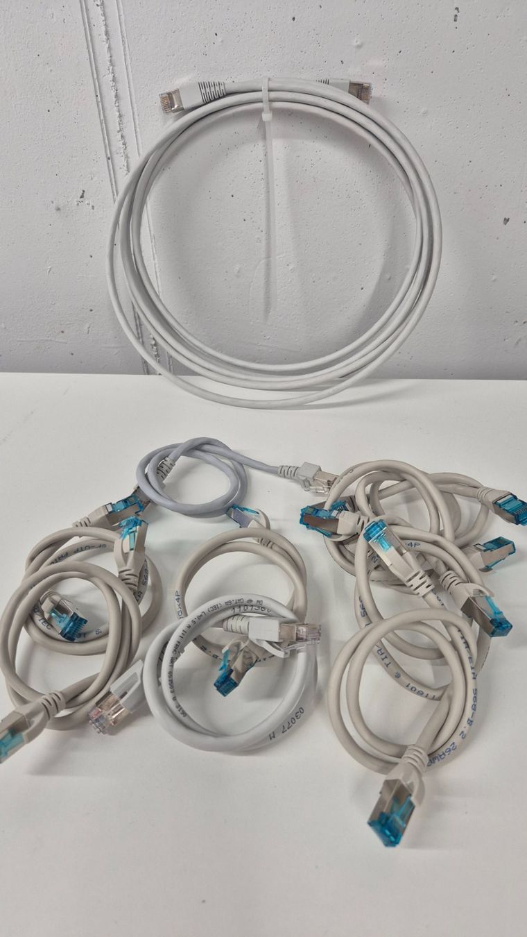 Câbles: 10 Stk. Patchkabel- Sit – D'occasion à Sitterdorf par Lenggi7