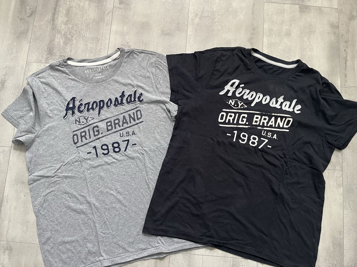 T-shirt: Aeropostale T-Shirts, Grau & Schwarz – Usato da Othmarsingen venduto da saliwu