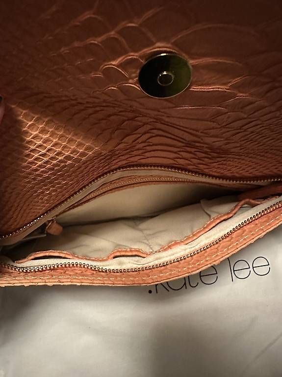 Sacs femmes: Neuwertige Leder-Clutch Kate Lee – D'occasion à Basel par lore0233 1