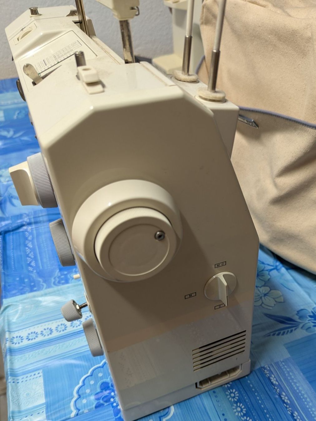 Bernina Macchine da cucire: Bernina 1005 ungetestet – Usato da Oberbipp venduto da theresiafrosch 1