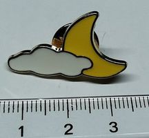 Wolke und Mond - Pin  (neu/OVP)