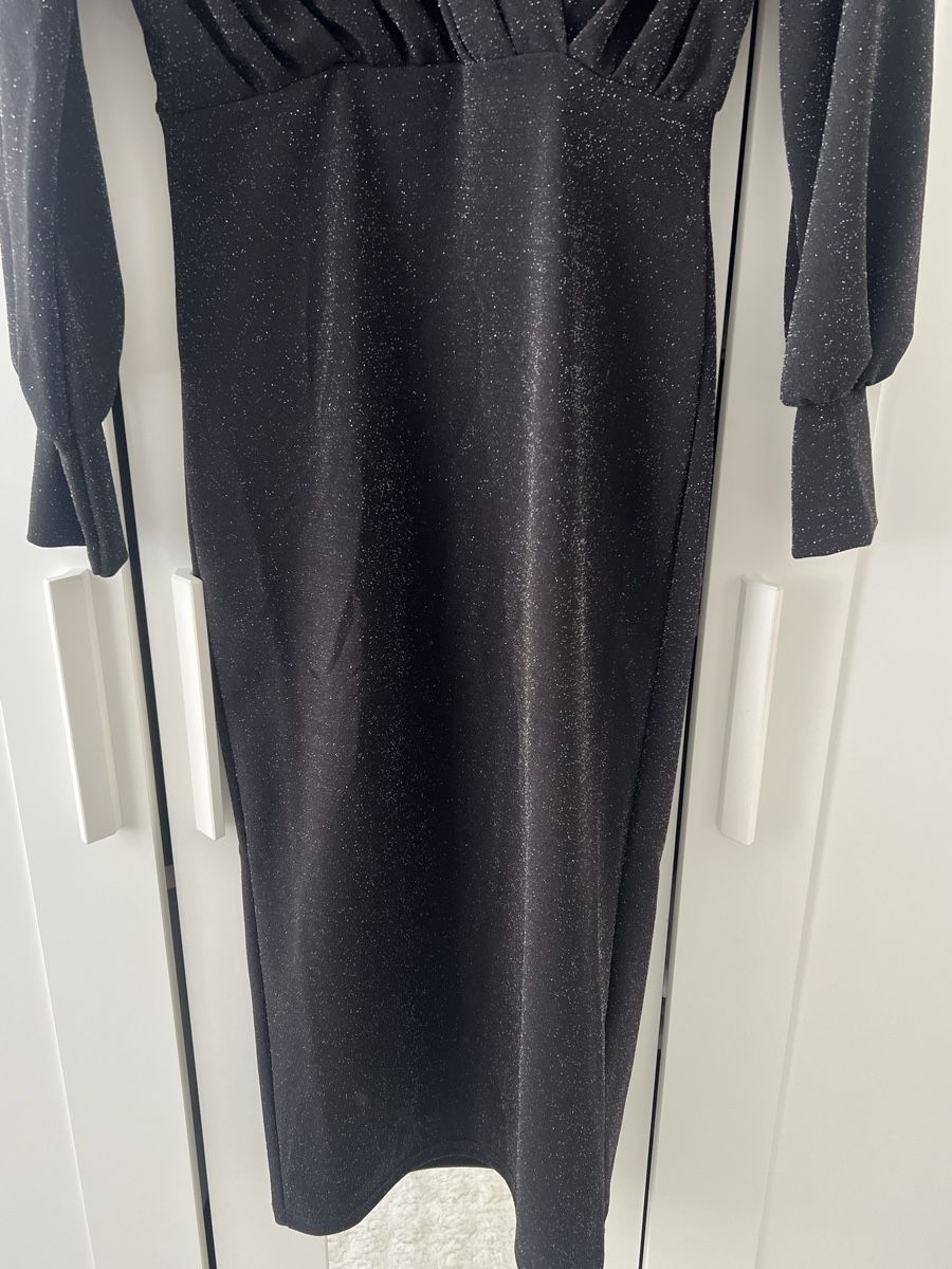 Vestiti: Robe mi-longue, porté une fois taille M – Nuovo (secondo la descrizione) da Neuchâtel venduto da Rosavitabella 2