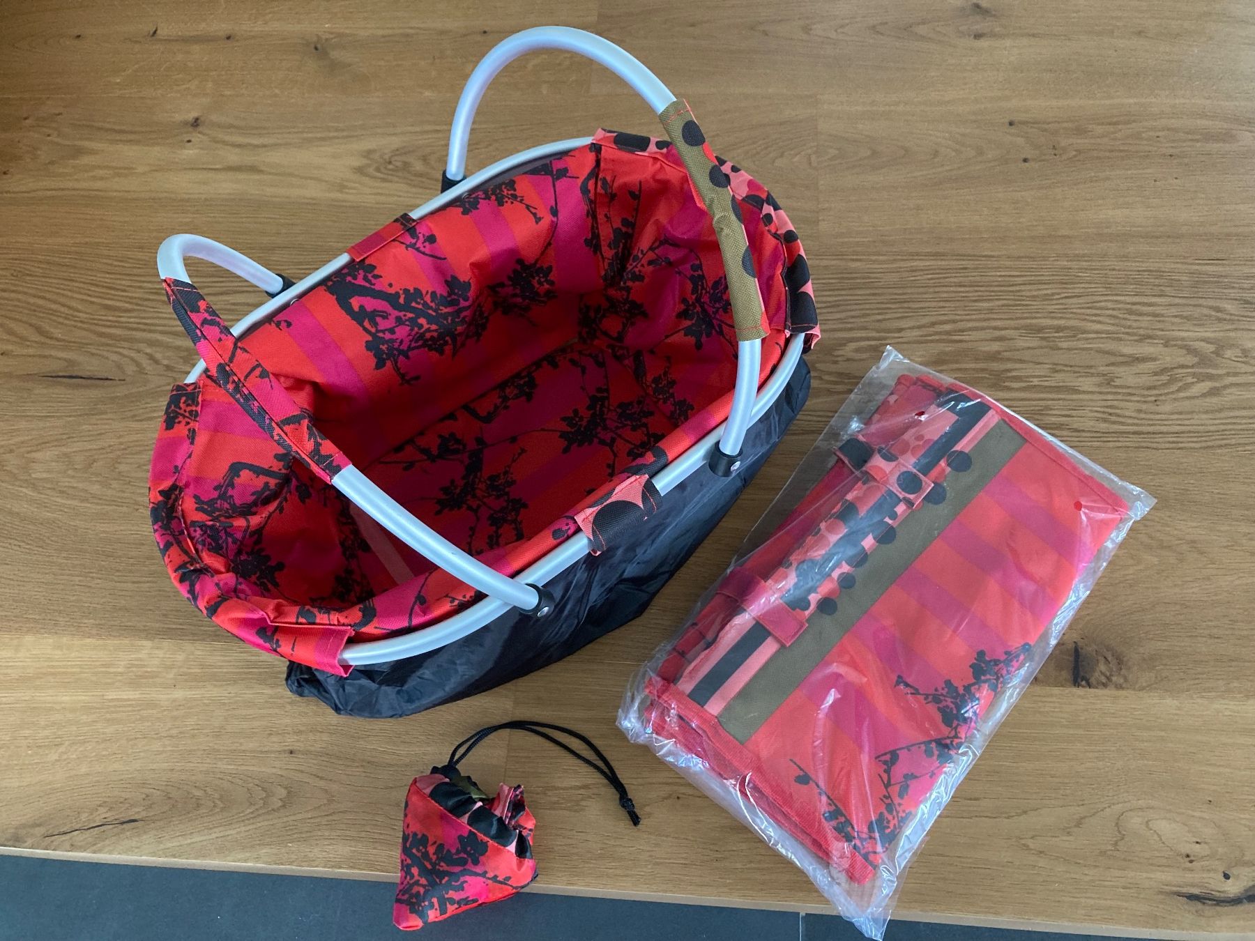 Taschen: 3-er Set Taschen – Neu und originalverpackt aus Bülach von Stellina72