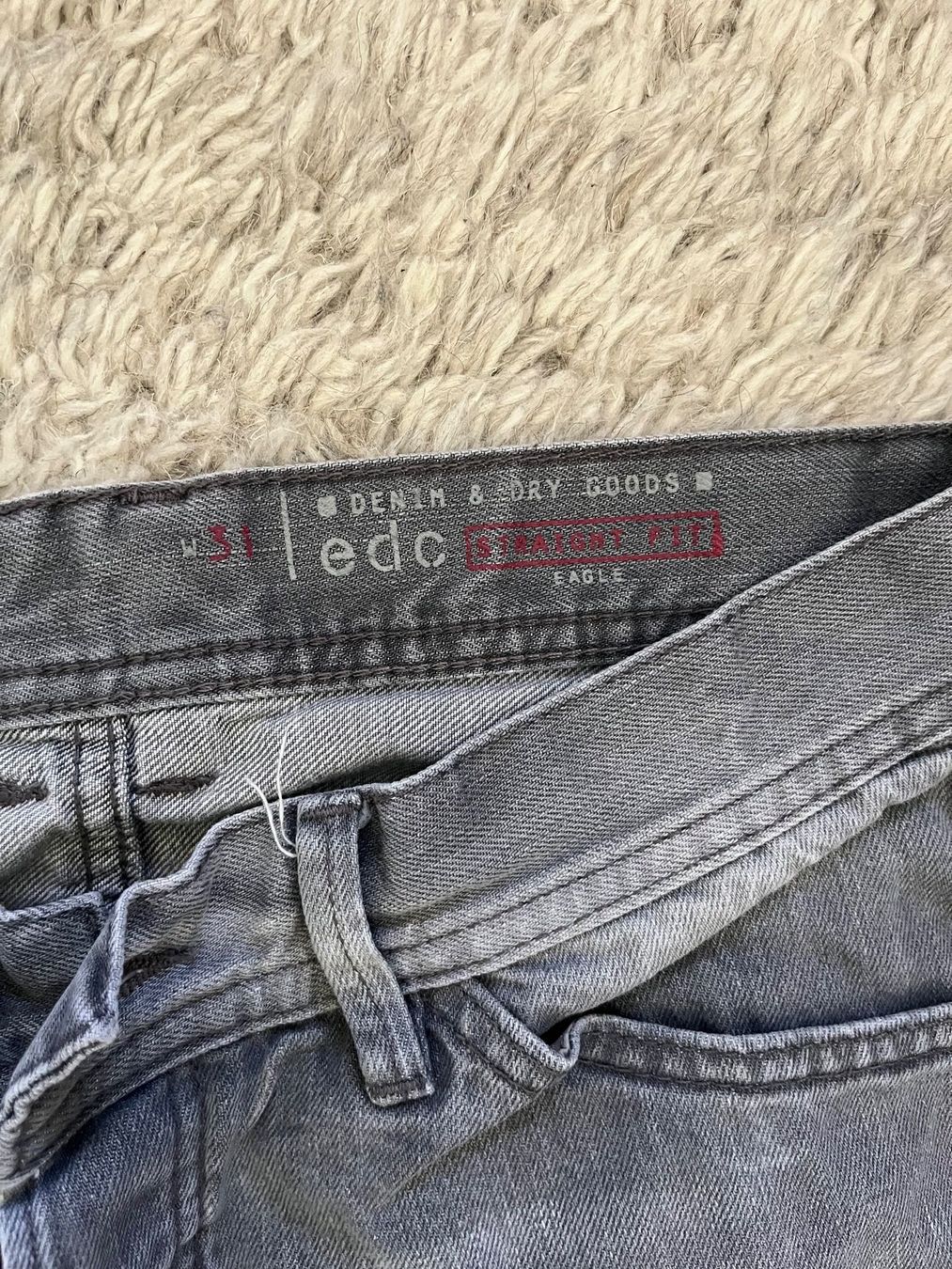Esprit Jeans: edc by esprit Jeans-Shorts W31 – Usato da Utzenstorf venduto da Ismaele 1