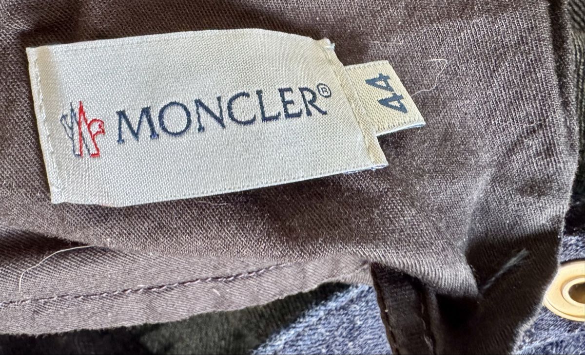 Moncler Röcke: Moncler Jupe Gr. 38/40 / M – Gebraucht aus Belp von Aliya 9