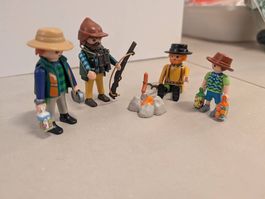 Playmobil - personnages: autour d'un feu