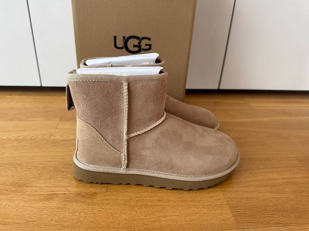 Ugg Damenschuhe: UGG Classic Mini II  Gr. 37 Neu & ungetragen – Neu und originalverpackt aus Ehrendingen von Nr.7 2