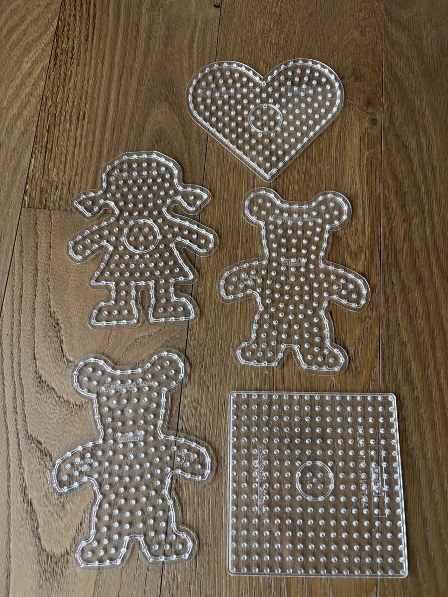 Sciablone: Hama Maxi Steckplatten Set mit Inspiration 9, gebraucht – Usato da Fällanden venduto da Krisch187