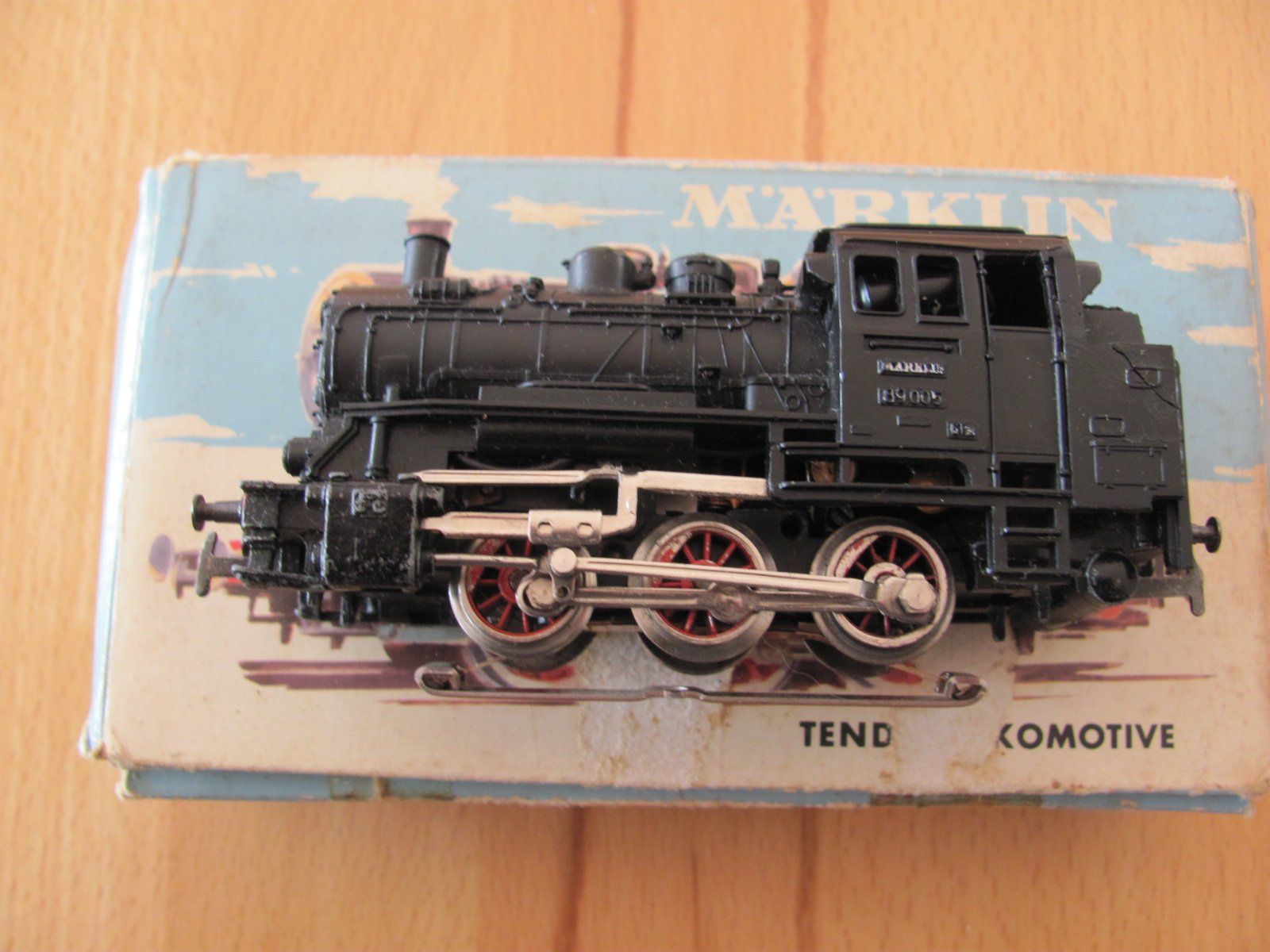 Märklin Modellini di ferrovie: Märklin Dampflok 3000 – Usato da Uznach venduto da Bimbolino 2