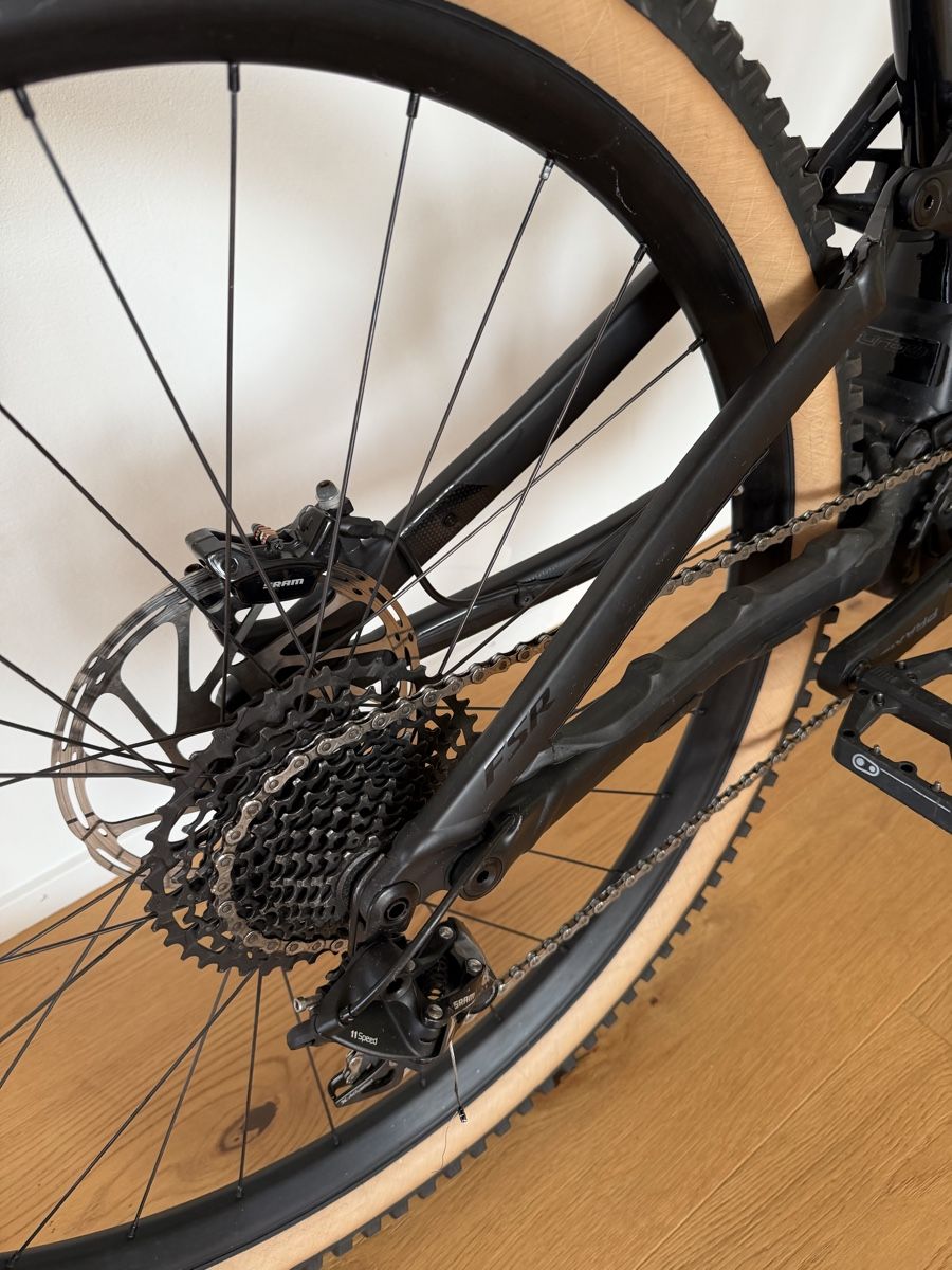 Specialized Vélos: Specialized Turbo Levo Comp 700 Wh -Grösse S – D'occasion à Steinhuserberg par ast_26pb 2