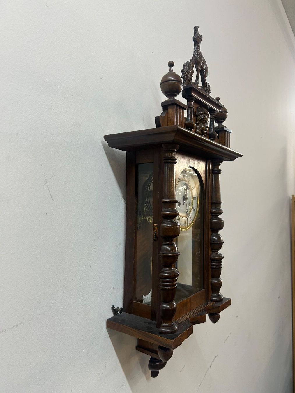 Junghans Orologi da terra & Orologi da parete: antiker Regulator aus Nussbaum vermutlich Junghans 1900 – Usato da Zürich venduto da Levelart 8