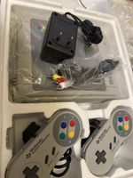 Nintendo Super Famicom mit OVP, 2 Controllern & EU-Netzteil