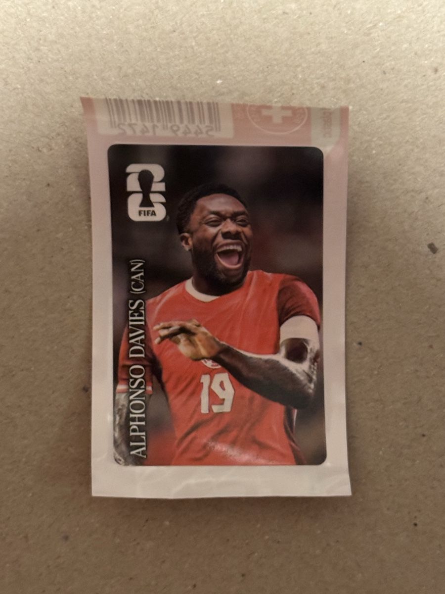 Panini Carte collezionabili: Alphonso Davies Coca Cola WM Sticker – Nuovo (secondo la descrizione) da Winterthur venduto da Kev_Scha14