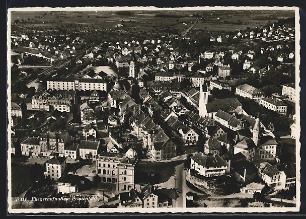 Cartoline postali: Frauenfeld, Totalansicht vom Flugzeug au – Usato da Berlin venduto da bartko-reher