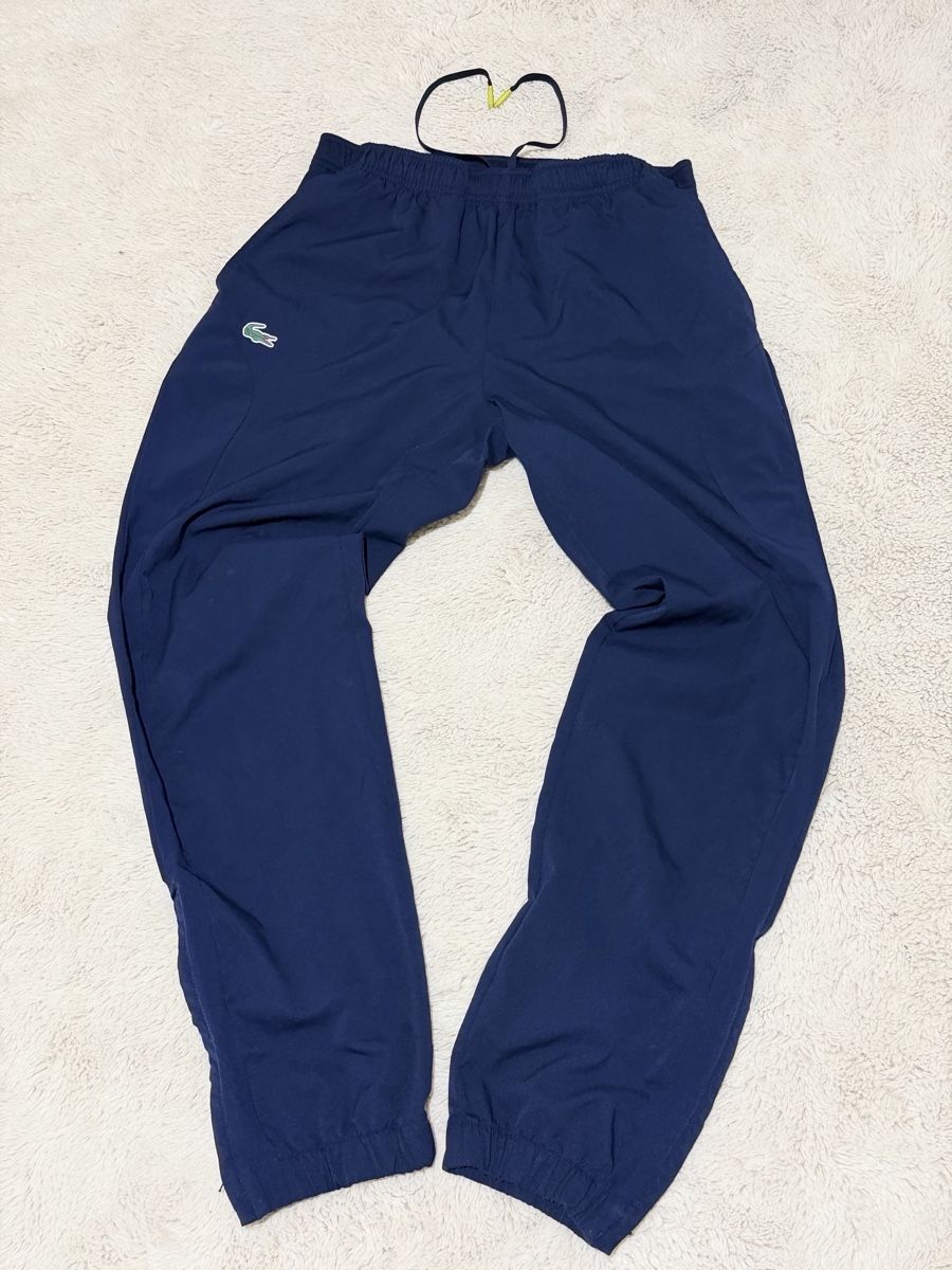 Lacoste Pantaloni: Lacoste Trainingshose dunkelblau – Nuovo (secondo la descrizione) da Ottoberg venduto da Lukhelfinger