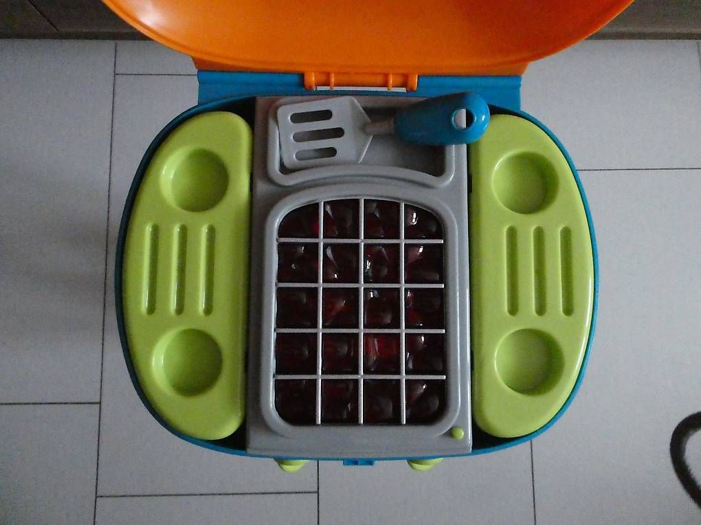 Giocattoli: Playgo Kinder BBQ Grilltrolley mit Licht und Geräuschen – Usato da Dietlikon venduto da Woodgate 2