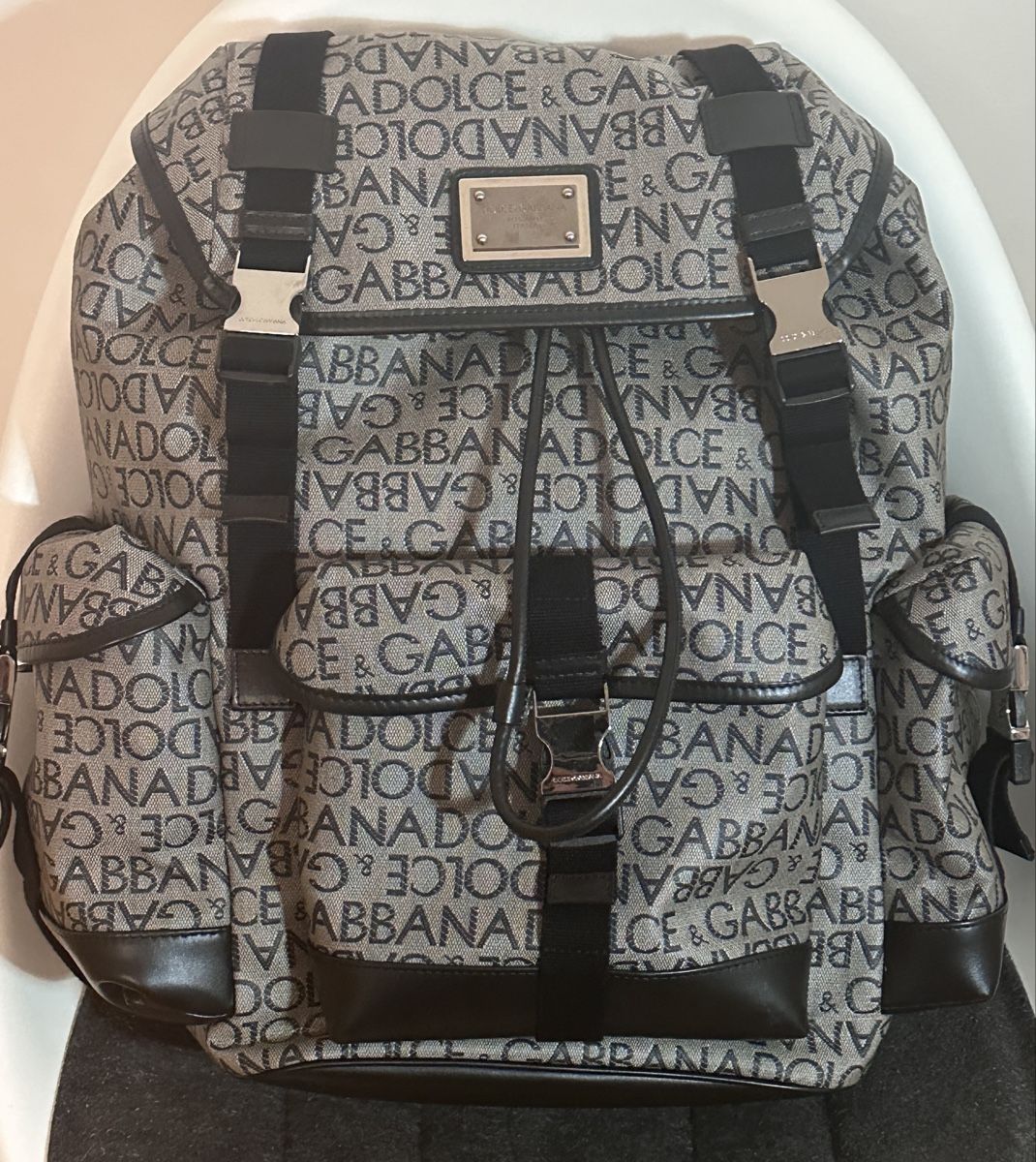 Dolce & Gabbana Rucksäcke: Dolce & Gabbana Jacquard Backpack – Gebraucht aus Genève von Regalfinds