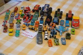Viele Spielzeugautos!!!