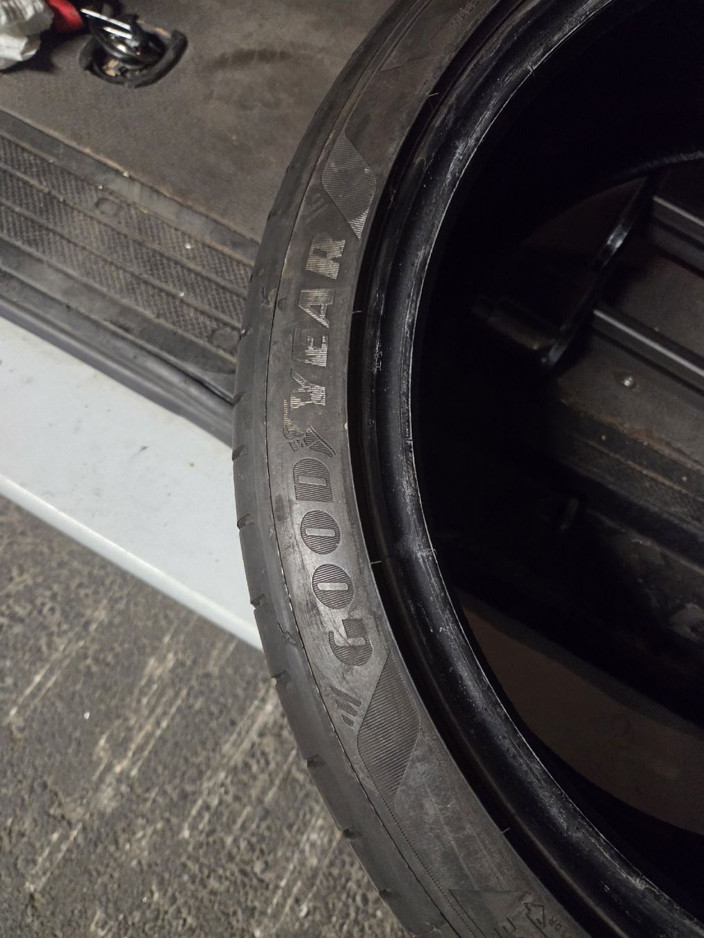 Goodyear Pneumatici & Ruote complete: Sommerreifen – Usato da Schübelbach venduto da Coche 1