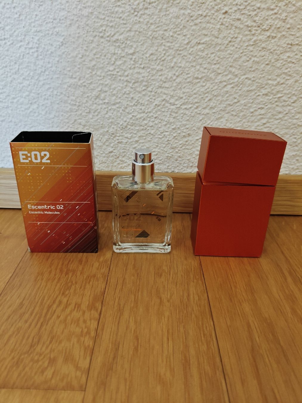 Parfum & Eau de Toilette: Escentric 02 Parfum 30 ml – Gebraucht aus Münsingen von pas_82kk