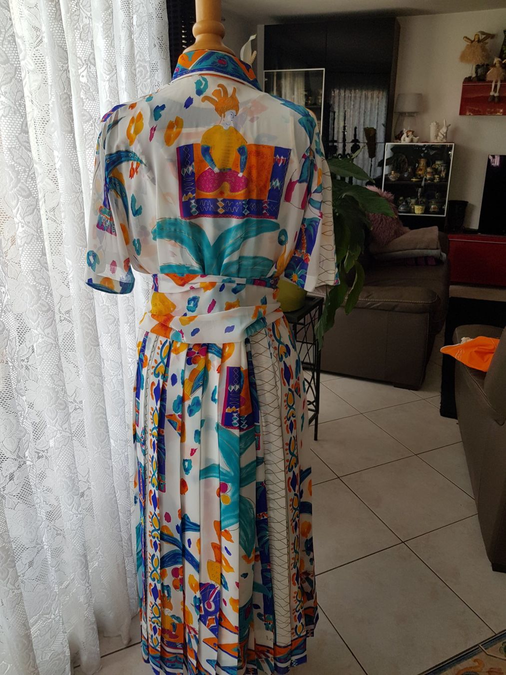Completi & Tailleur: Louis Féraud Ensemble Vintage 42 – Usato da St-Triphon venduto da Jldr0 2