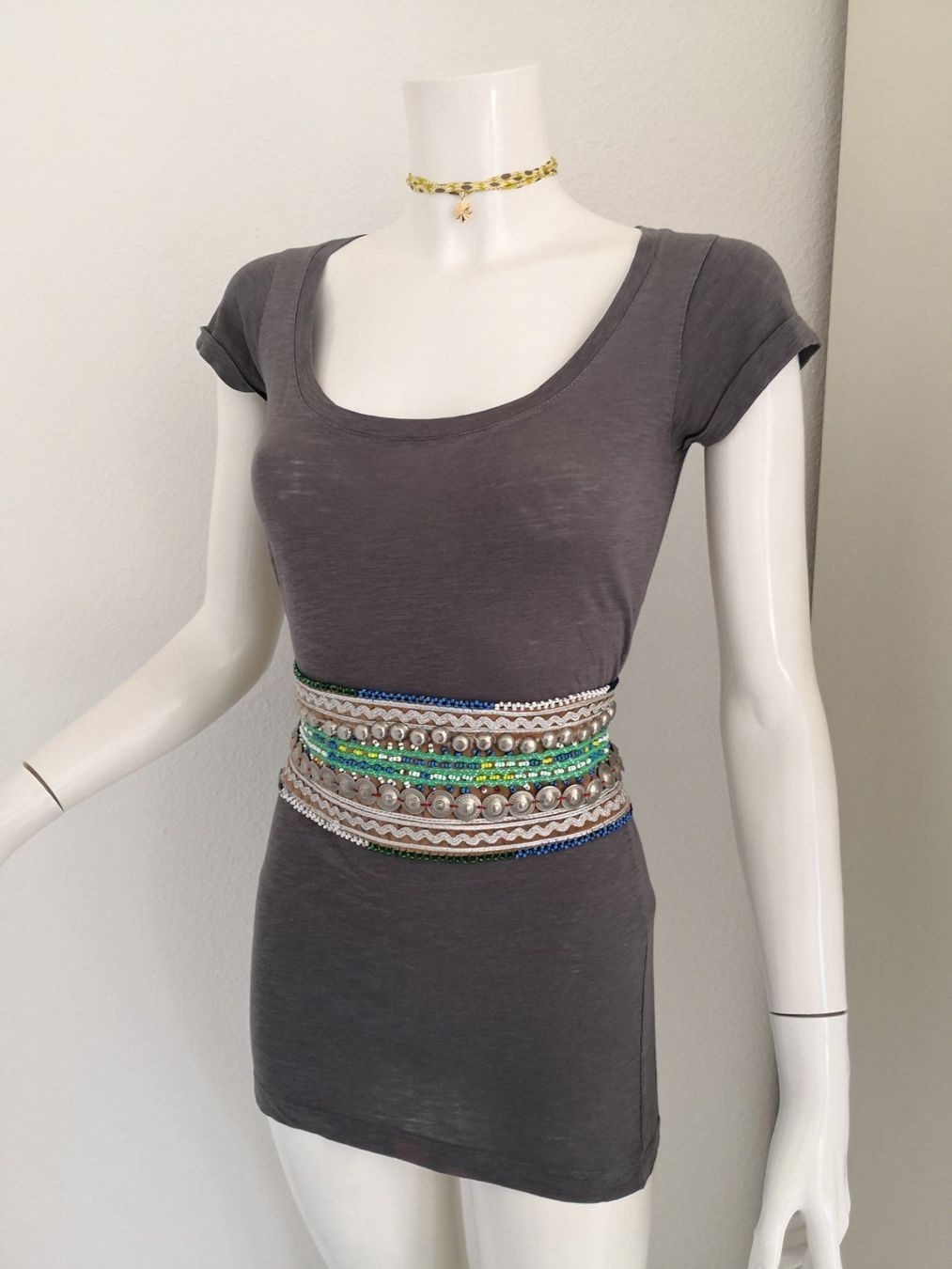 Mango T-shirt: 🤩MANGO T-SHIRT GRAU & PRADA P. – Usato da Olten venduto da Naja-Twins-Twins 1
