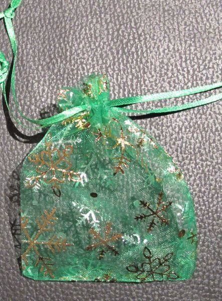 Altro in Bricolage: Organza Säckchen Säckli Schmuckbeutel – Nuovo e nell'imballaggio originale da Schwanden GL venduto da UHRKNALL 2