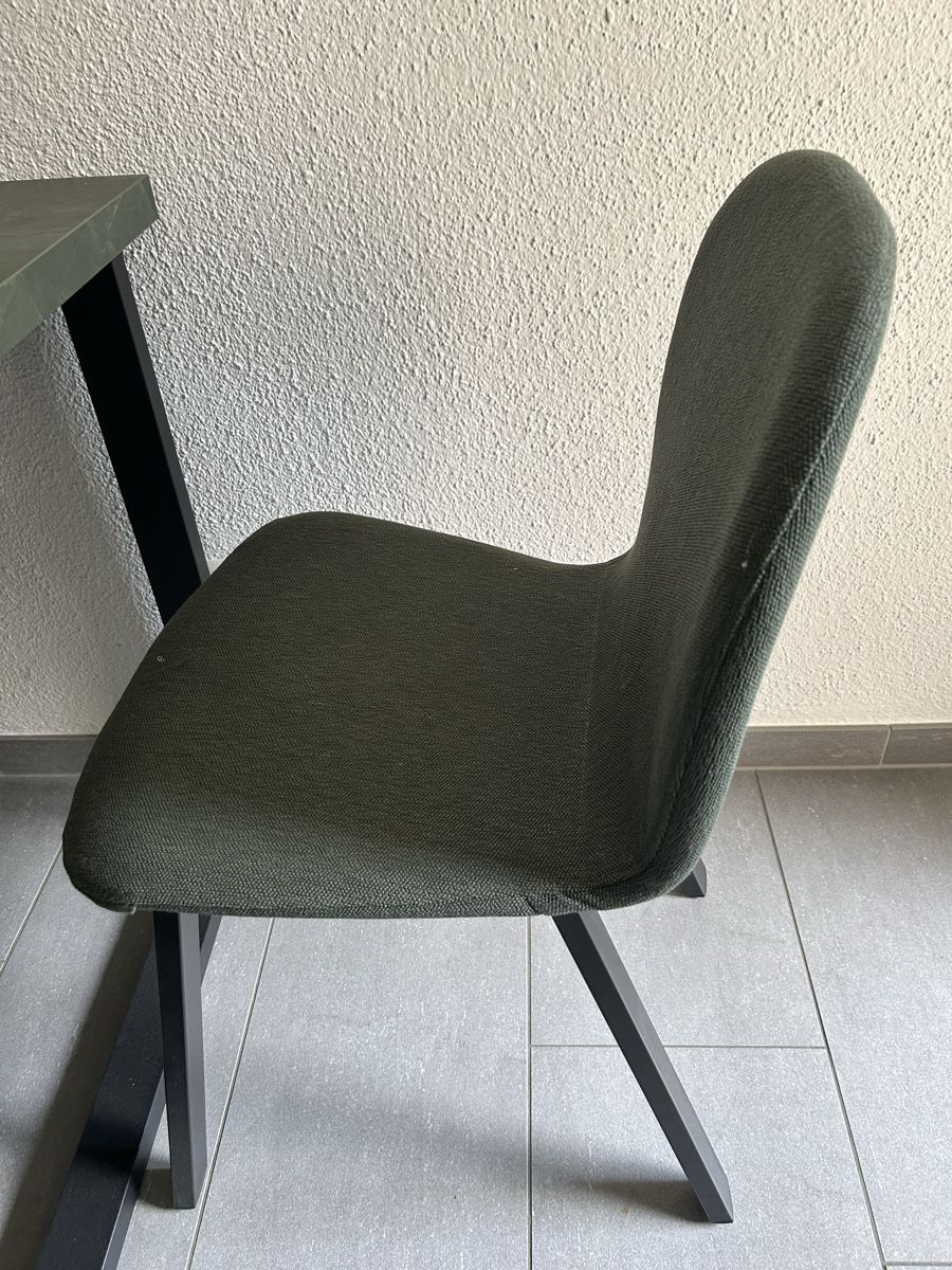 Ikea Set di tavolo e panche: Esstisch mit 3 Stuhlen  gute Zustand – Nuovo (secondo la descrizione) da Mastrils venduto da ram_nbb2 1