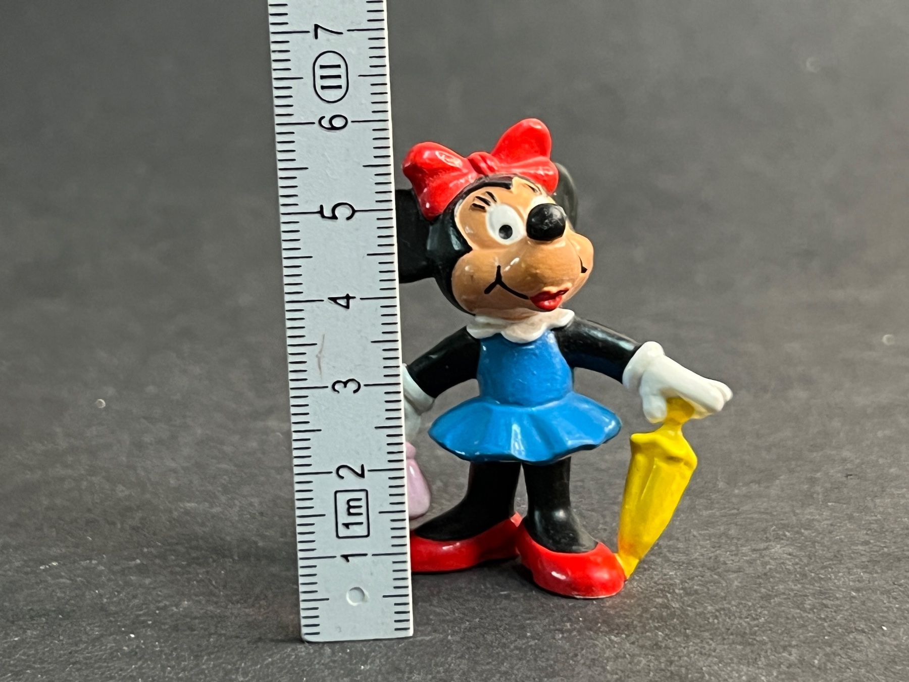 Bullyland Statuette: Minnie Maus Bully Vintage Figur mit Tasche – Usato da Ennetbaden venduto da mapa05 1