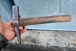 alter MAURER Hammer punziert 600