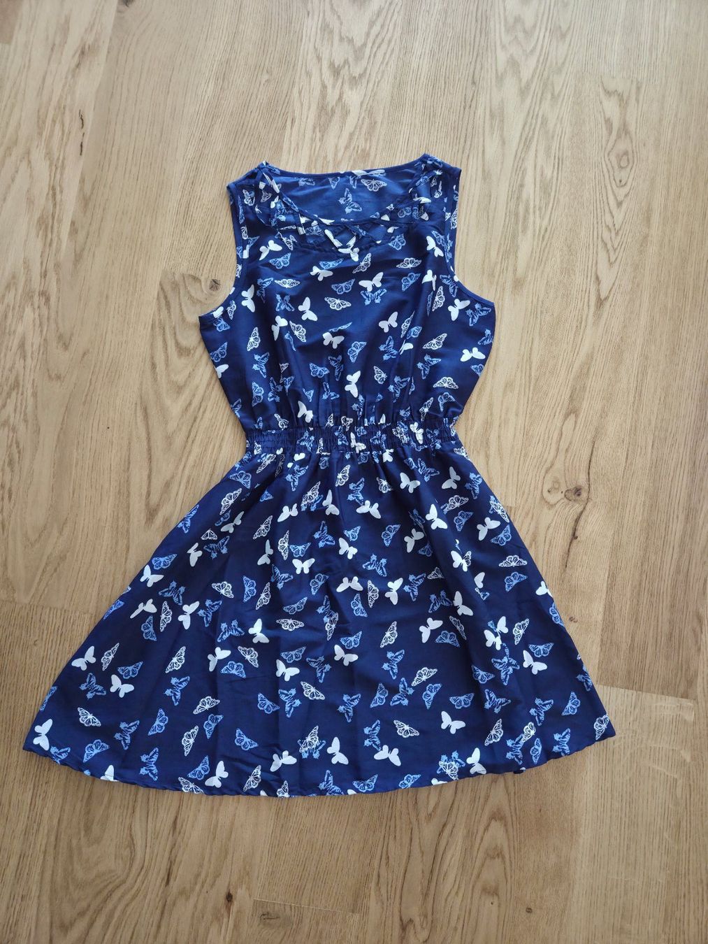 Vestiti: Kleid – Nuovo (secondo la descrizione) da Liebefeld venduto da VelvetVault