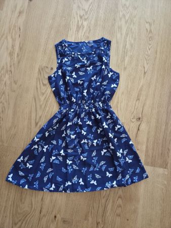 Kleid