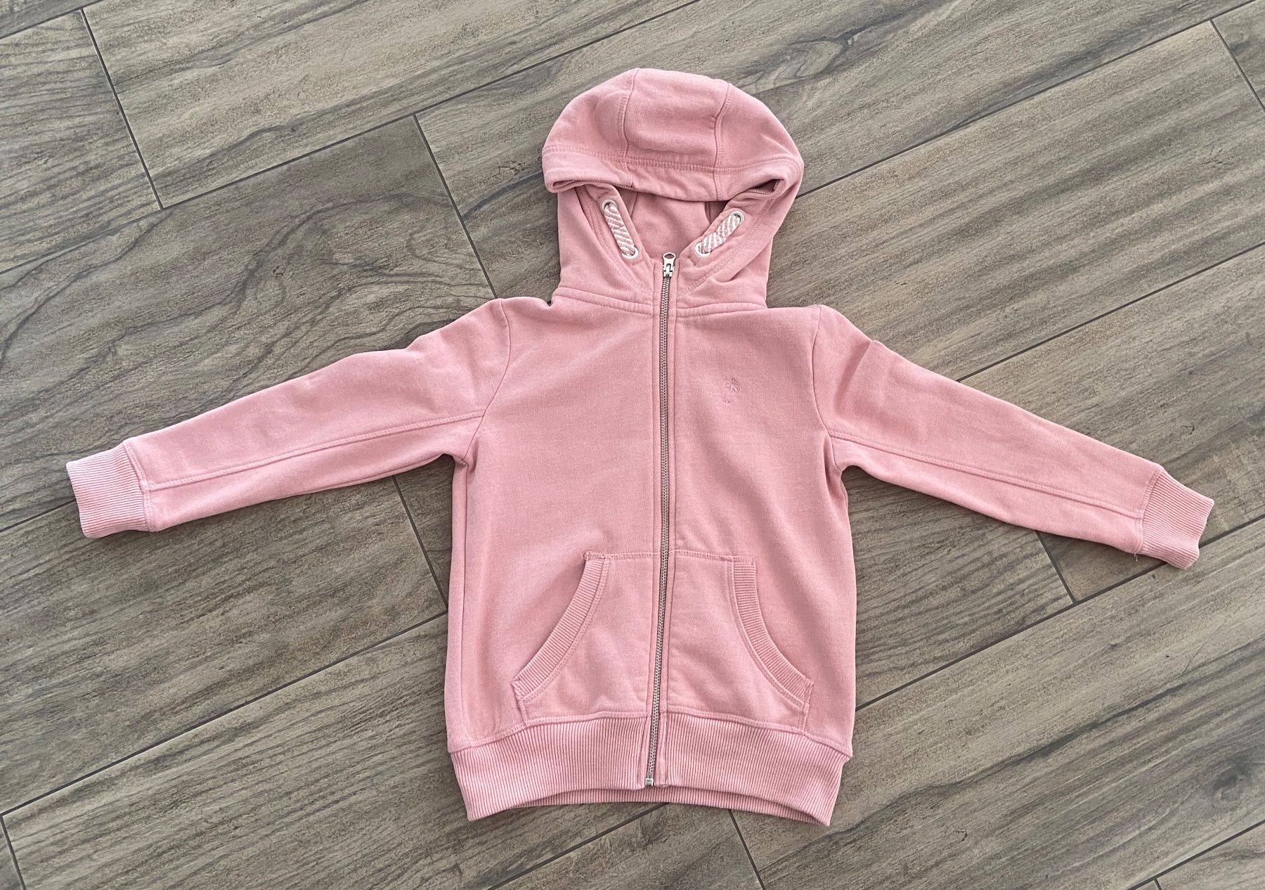 Next Jacken & Mäntel: Mädchen Sweatjacke von Next - Grösse 116 – Gebraucht aus Pfäffikon ZH von Mihu79