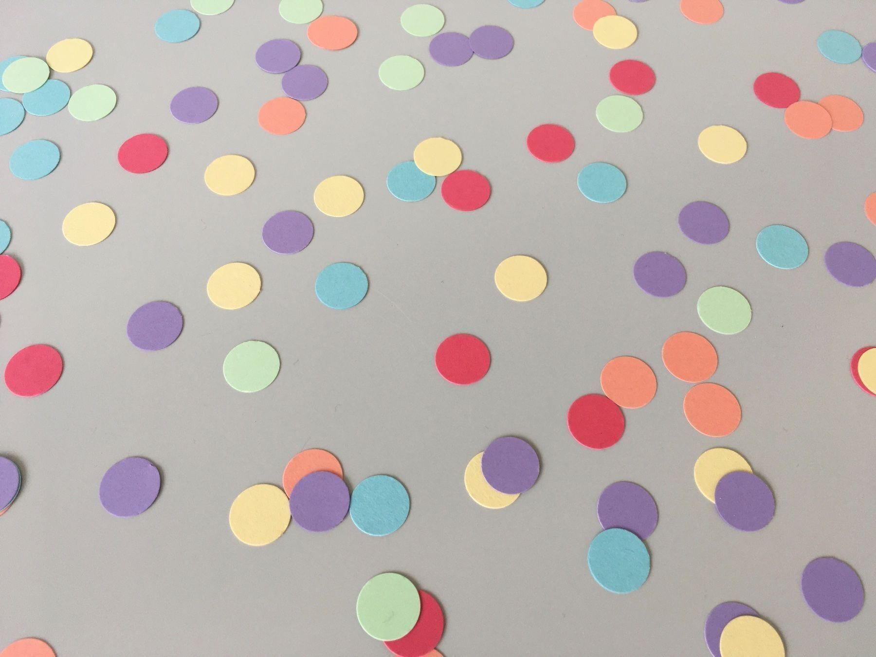Tutte le decorazioni: Konfetti rund Deko - 180 Stück – Nuovo e nell'imballaggio originale da Zollikofen venduto da poppala 4