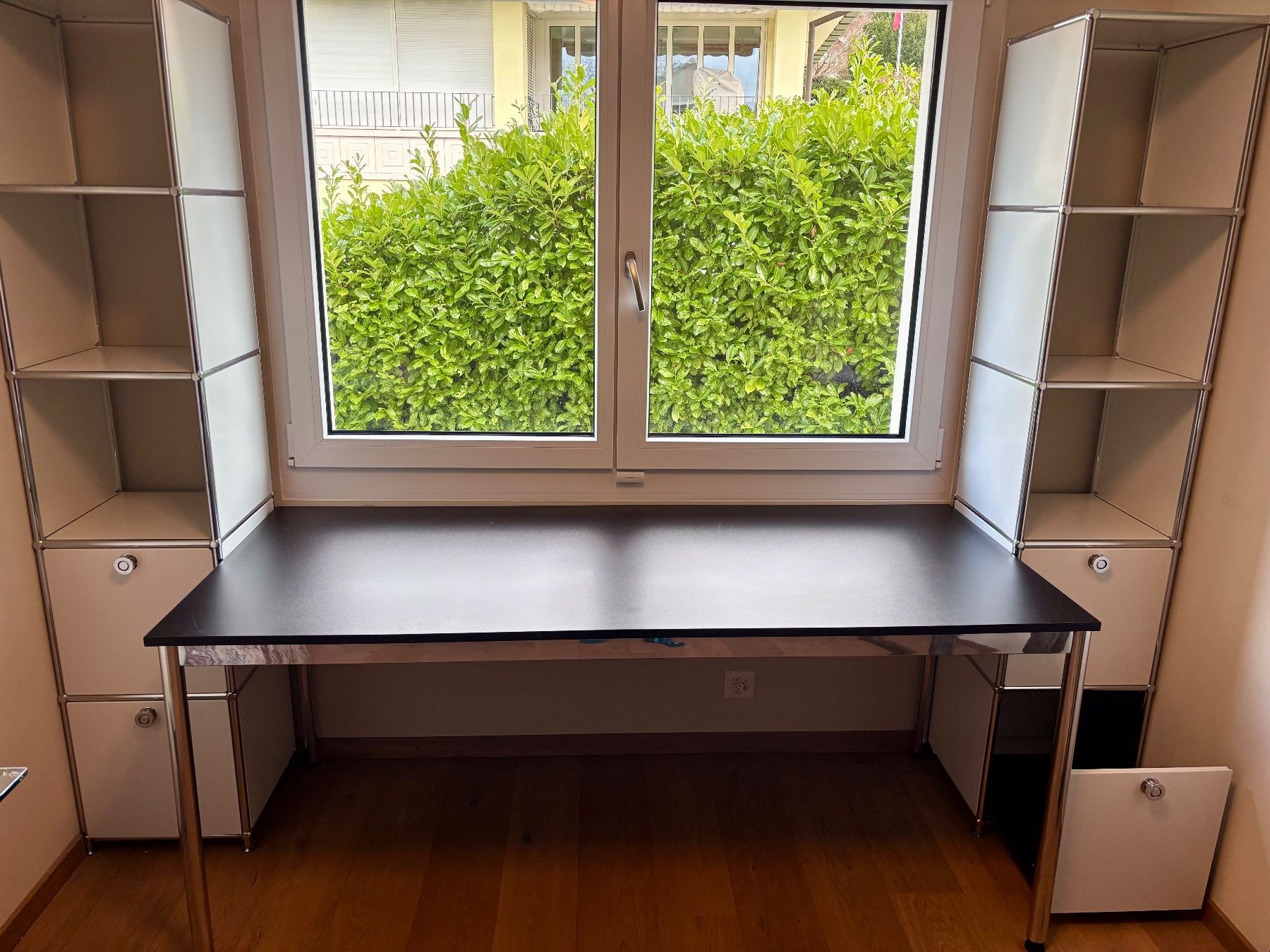 Schreibtische: Flexcupe komplett Büro – Neu (gemäss Beschreibung) aus Zollikon von sarosco