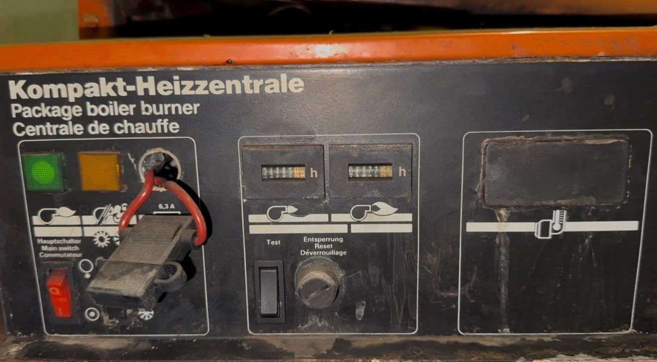 Sonstige Gartengeräte: Klöckner KOMPAKT HEIZZENTRALE – Gebraucht aus Trimbach von Goldesel0