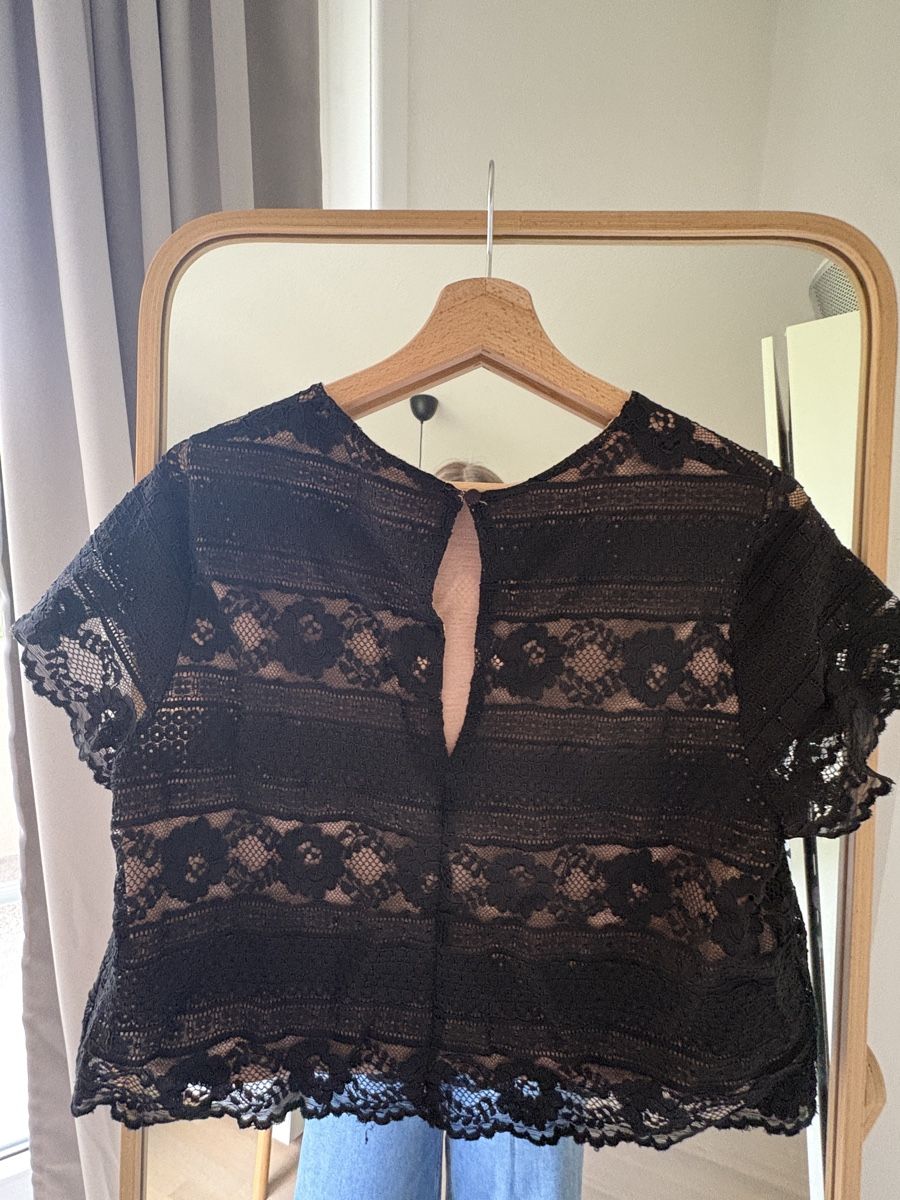 H&M Tops: Damen Top H&M Spitze schwarz  – Gebraucht aus Bern von Janina.Leandra 2