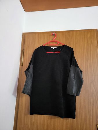 Pull Sandro noir manches cuir T 2 automne/hiver