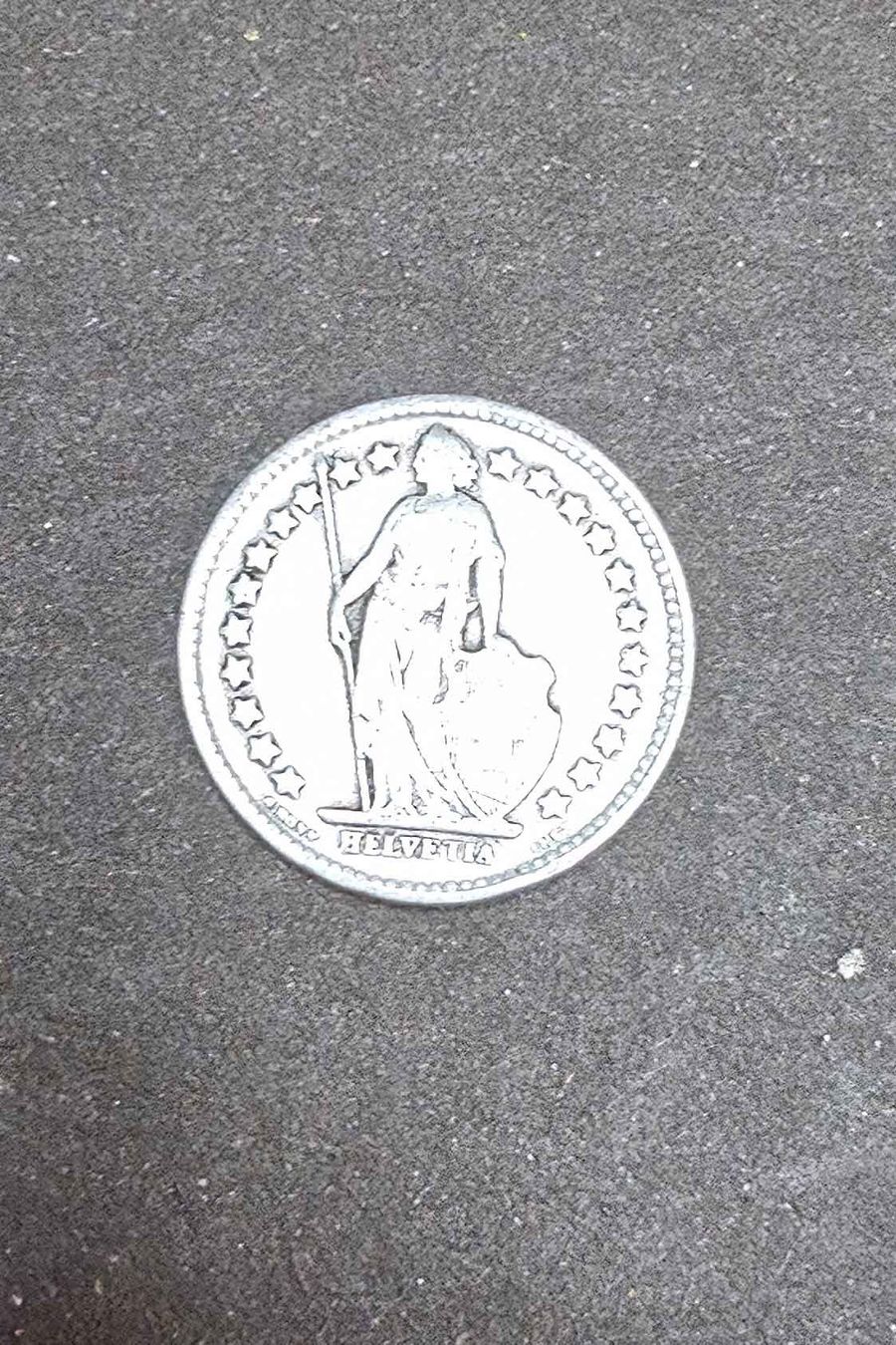 Tutti le monete: Silbermünze 1/2 Franken 1920 – Usato da Filzbach venduto da Cschufi 1